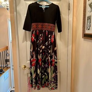 New Vicky and Lucas dress S